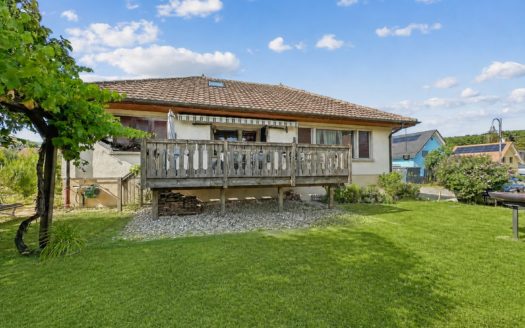 VIVEZ SUR UN ETAGE ! VILLA INDIVIDUELLE DE PLAIN-PIED ET COMBLES + UN STUDIO INDÉPENDANT