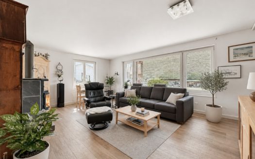 VIVEZ SUR UN ETAGE ! VILLA INDIVIDUELLE DE PLAIN-PIED ET COMBLES + UN STUDIO INDÉPENDANT